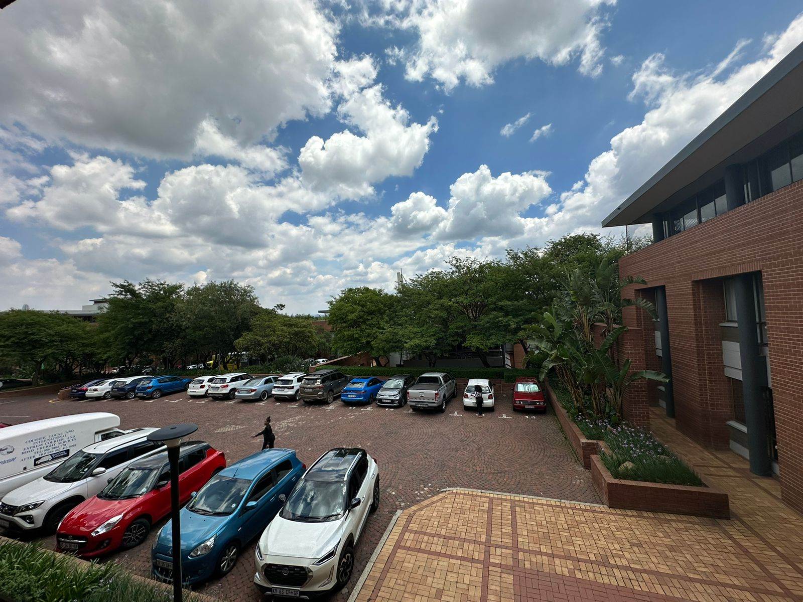 273  m² Commercial space in Woodmead photo number 11