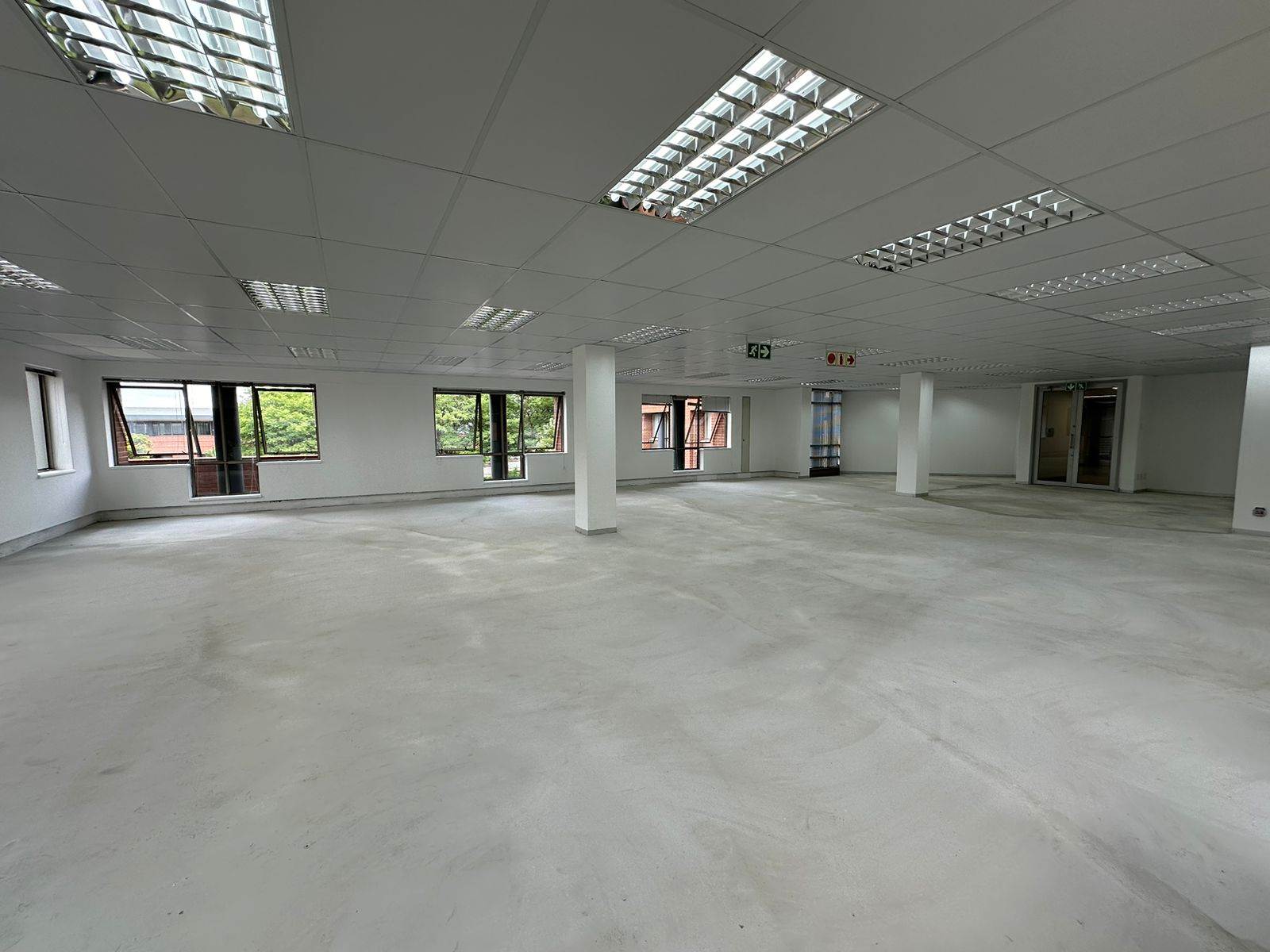 273  m² Commercial space in Woodmead photo number 17