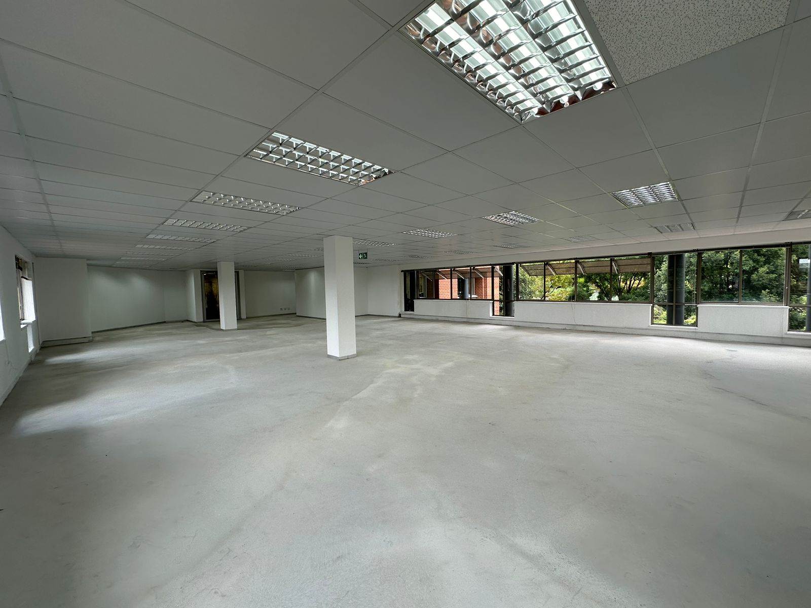 273  m² Commercial space in Woodmead photo number 15