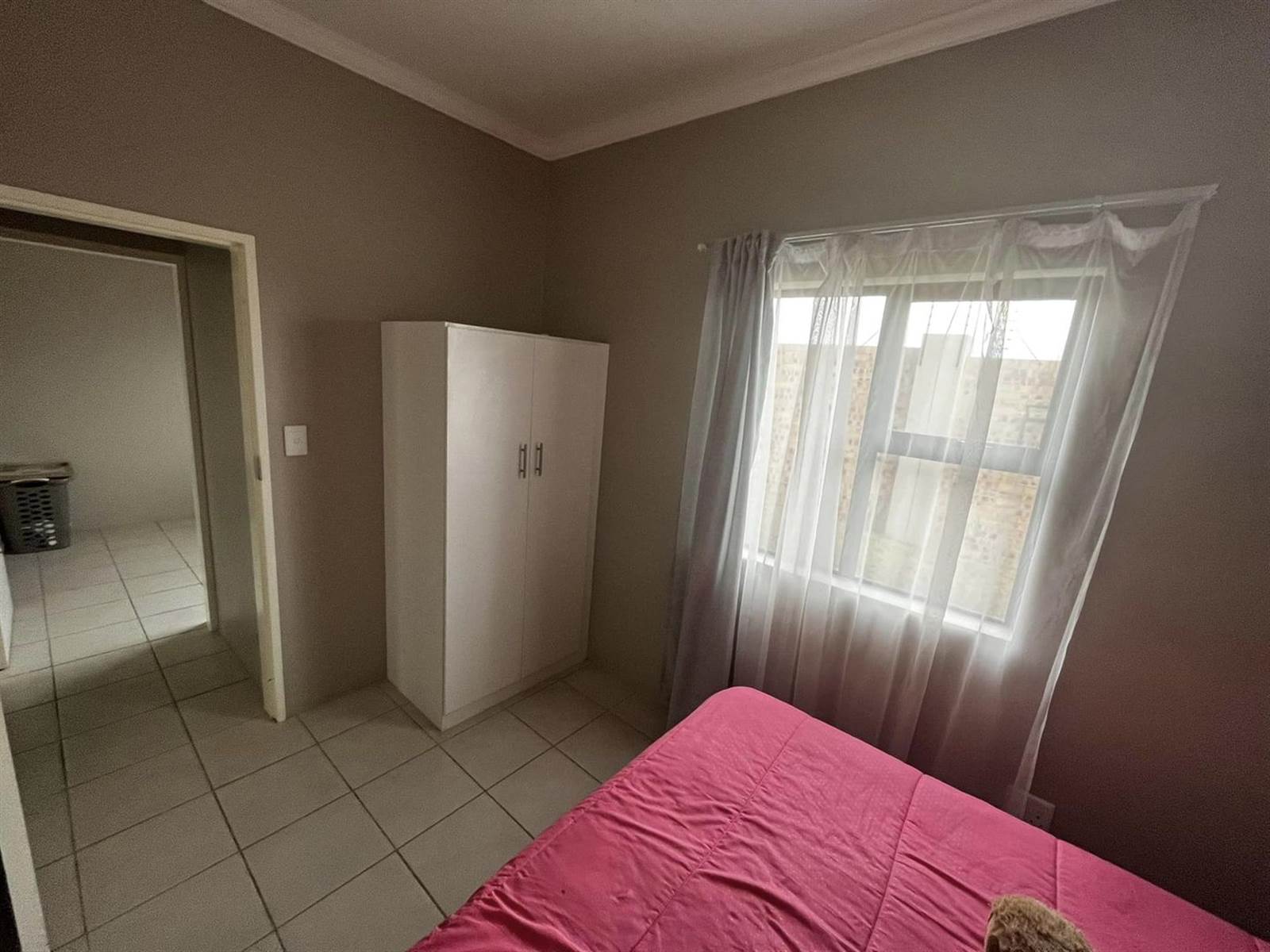 3 Bed Townhouse in Trichardt photo number 8