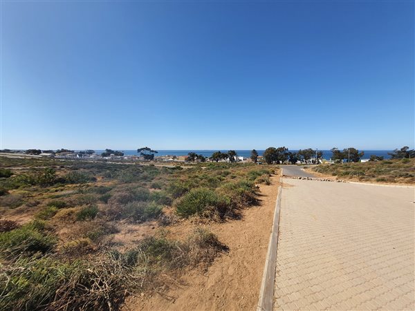 452 m² Land