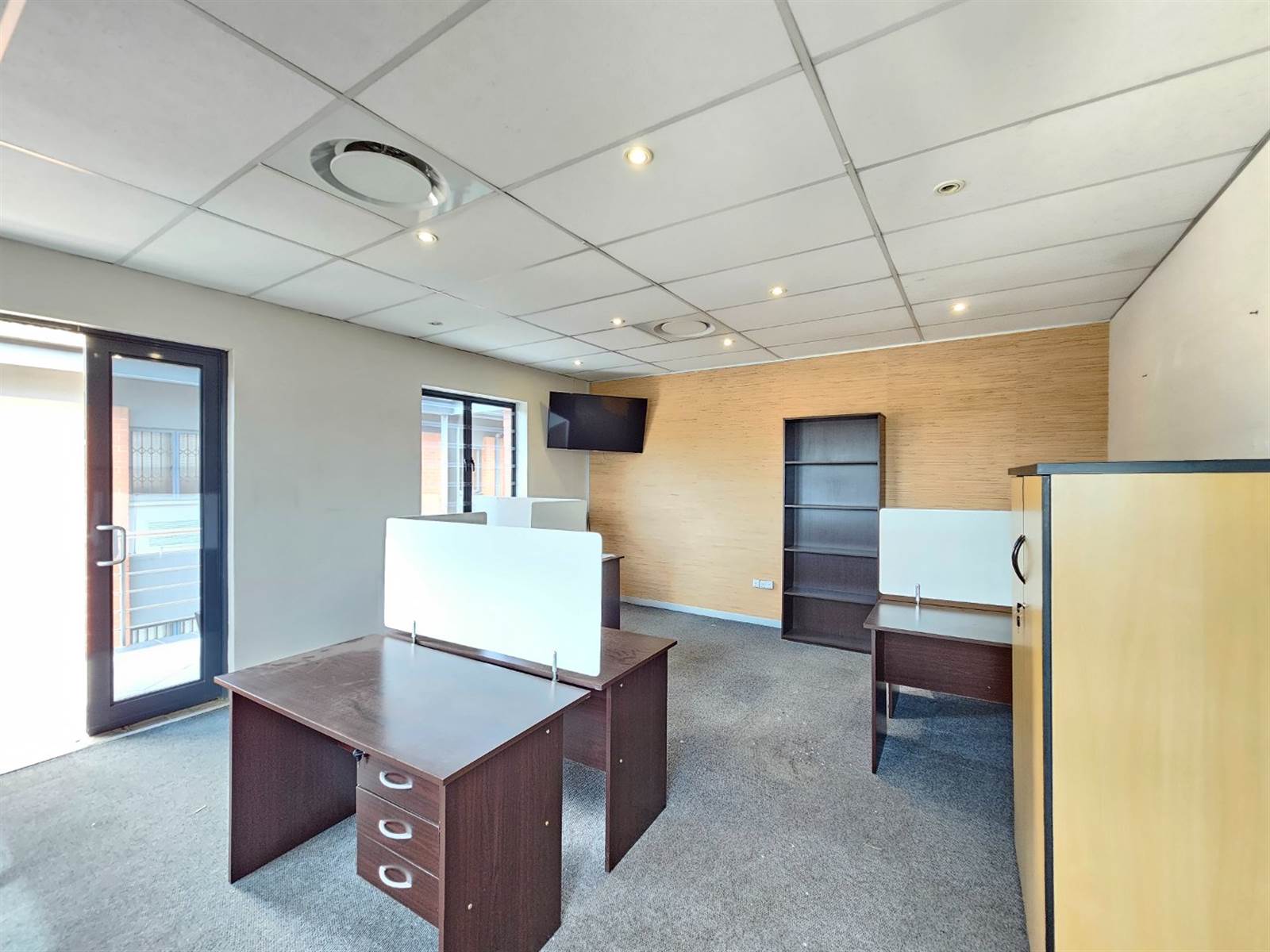 160  m² Office Space in Randpark Ridge photo number 3