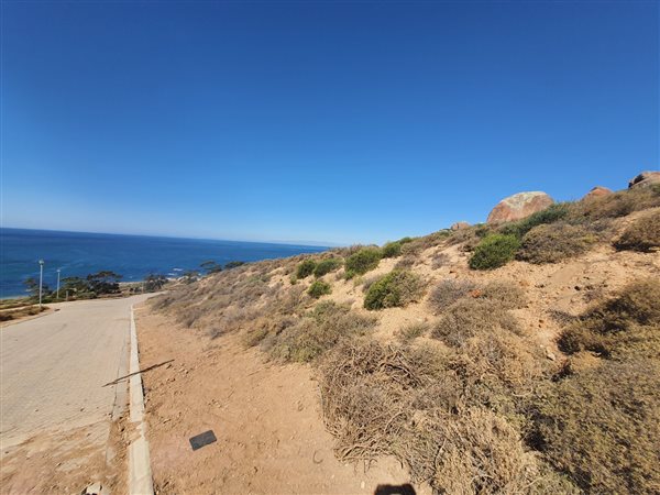 469 m² Land available in St Helena Views