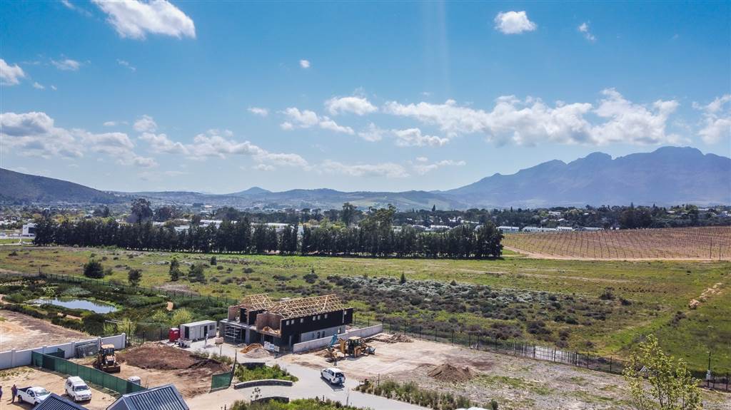 450 m² Land available in Paradyskloof photo number 12