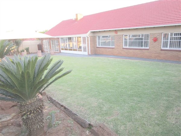 3 Bedroom House 3 Bedroom House