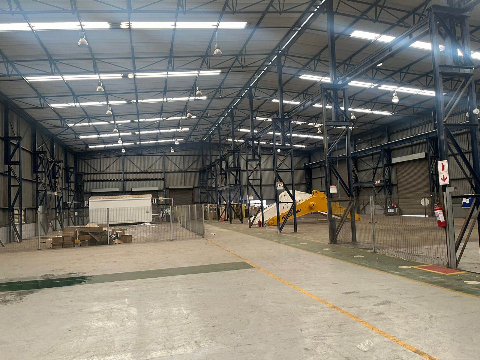 3565  m² Industrial space in Jet Park photo number 2