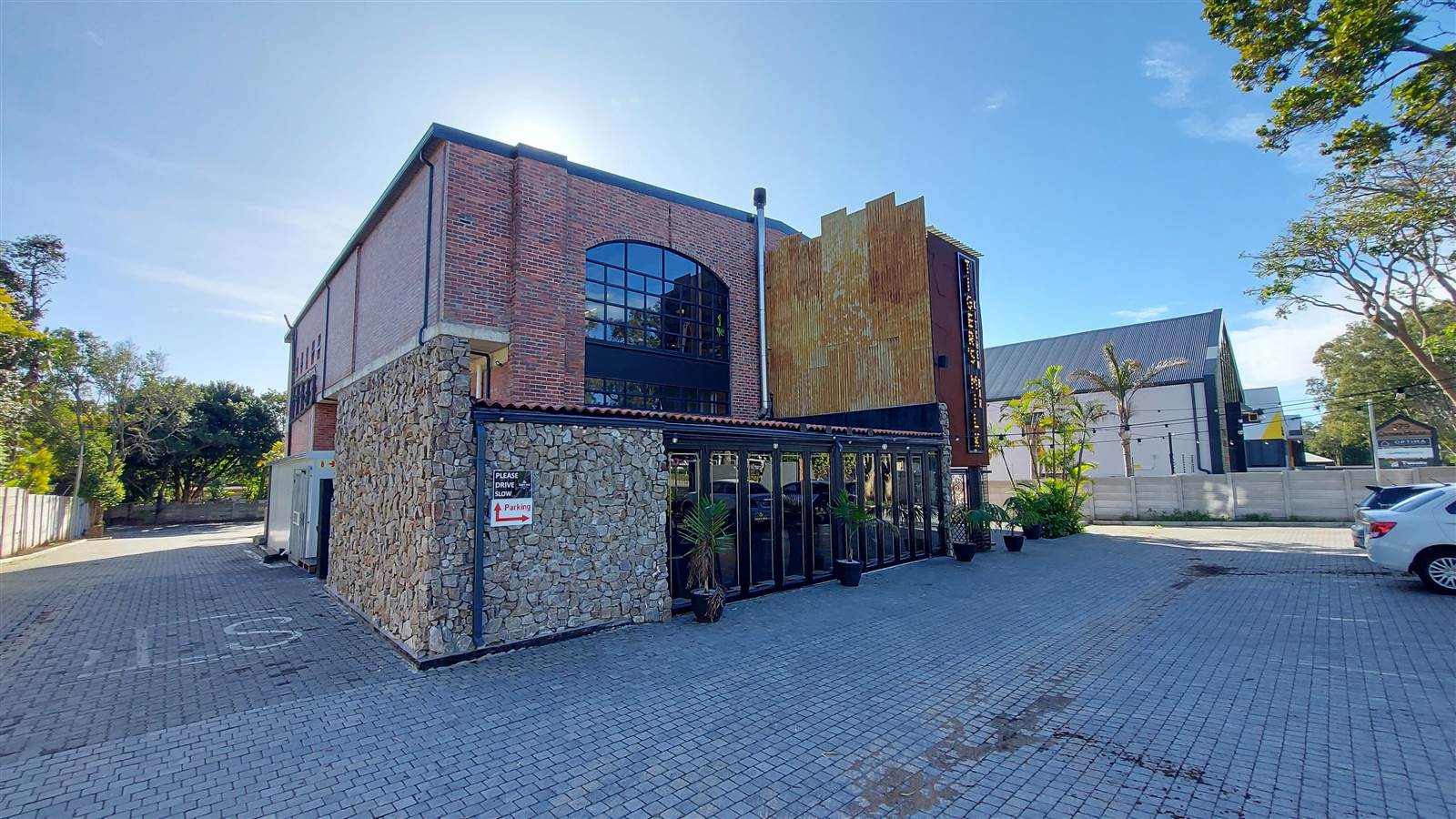 30  m² Commercial space in Walmer photo number 1