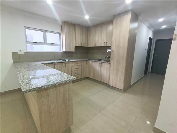 4 Bedroom House 4 Bedroom House