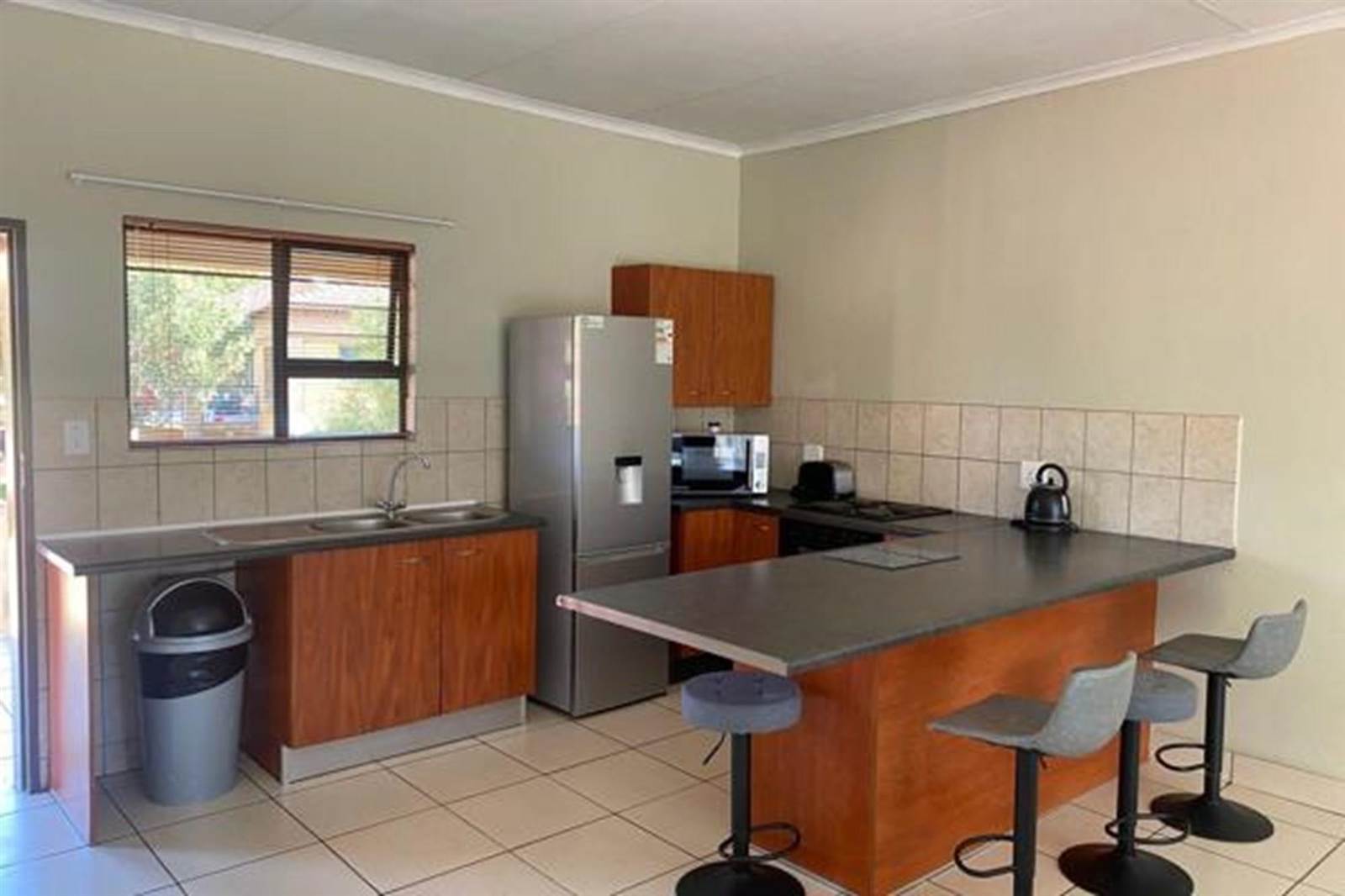 2 Bed Townhouse in Penina Park photo number 7
