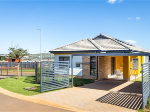 3.5 Bed House in Claremont