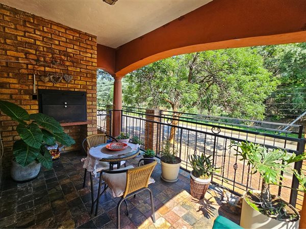 3 Bedroom Townhouse 3 Bedroom Townhouse