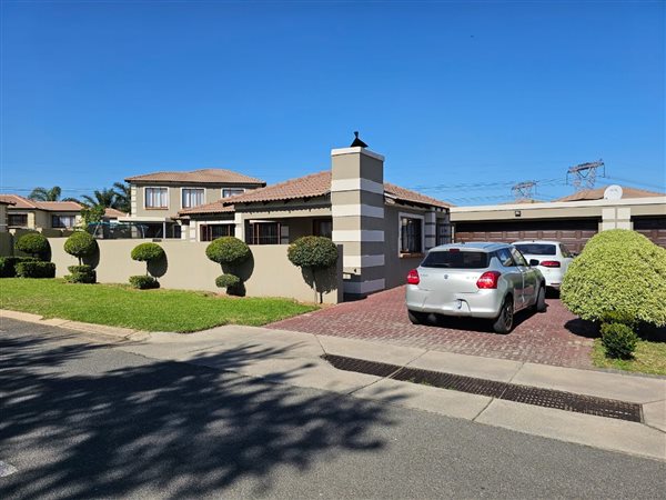 3 Bedroom Simplex 3 Bedroom Simplex