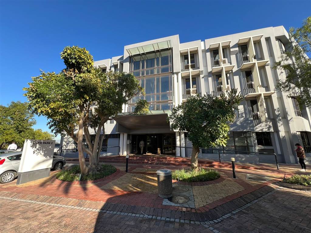 170.5 m² Commercial space 170.5 m² Commercial space