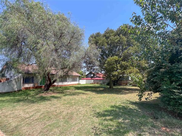 4 Bedroom House 4 Bedroom House