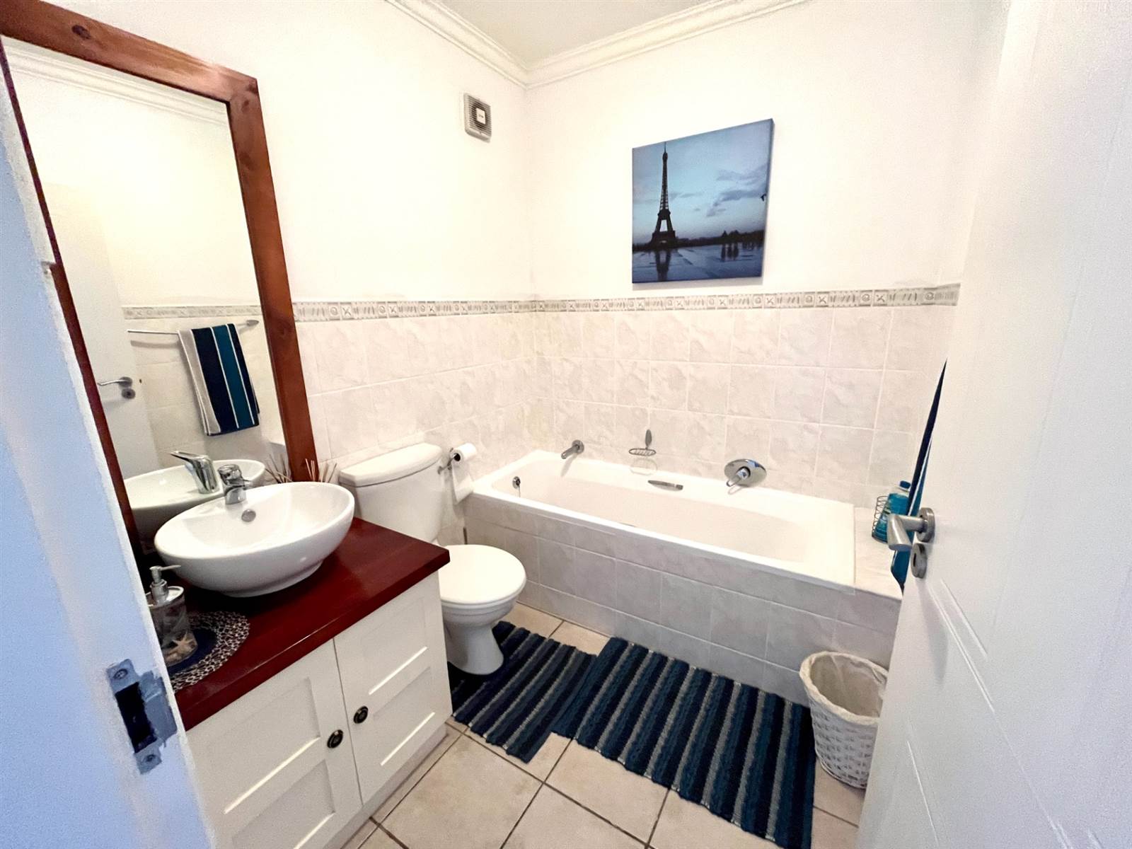 3 Bed Apartment in Ramsgate photo number 16