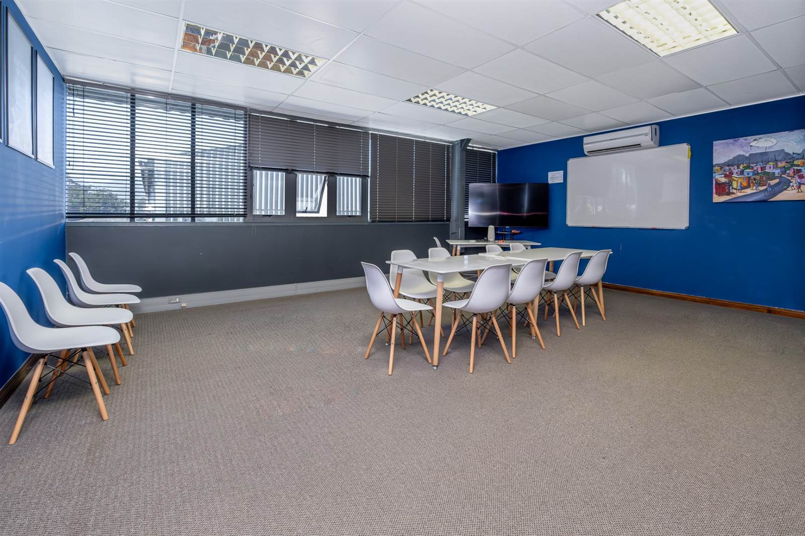 247  m² Office Space in Stellenbosch Central photo number 7