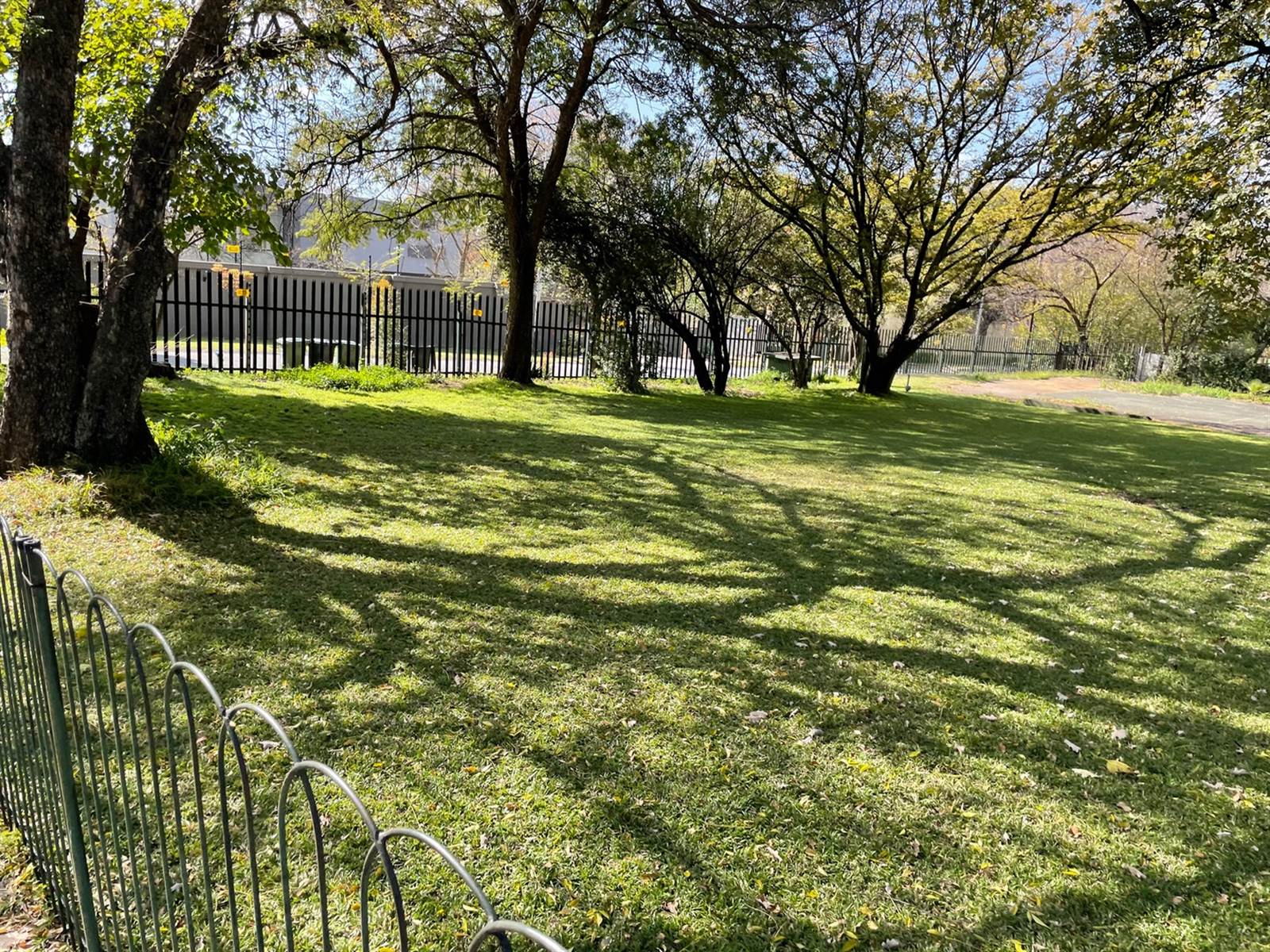 744 m² Land available in Bryanston photo number 3