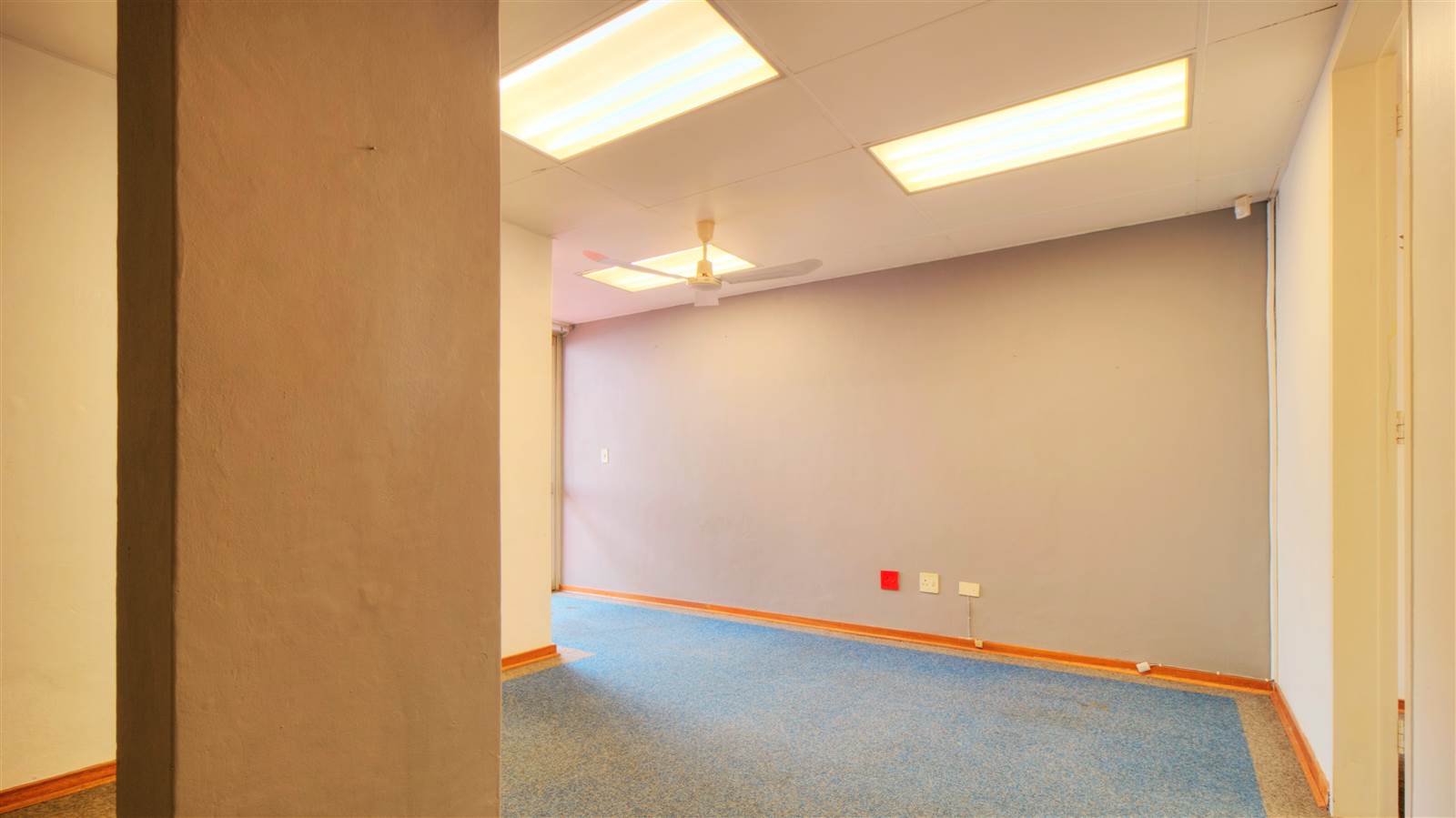 219  m² Commercial space in Northcliff photo number 8