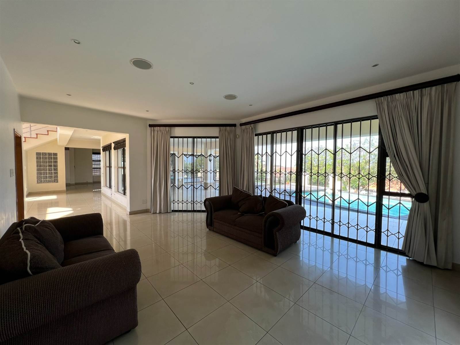6 Bed House in Durban North photo number 12