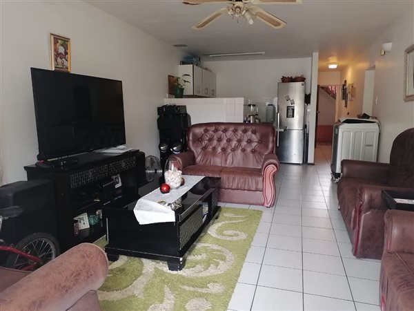 3 Bedroom Apartment 3 Bedroom Apartment