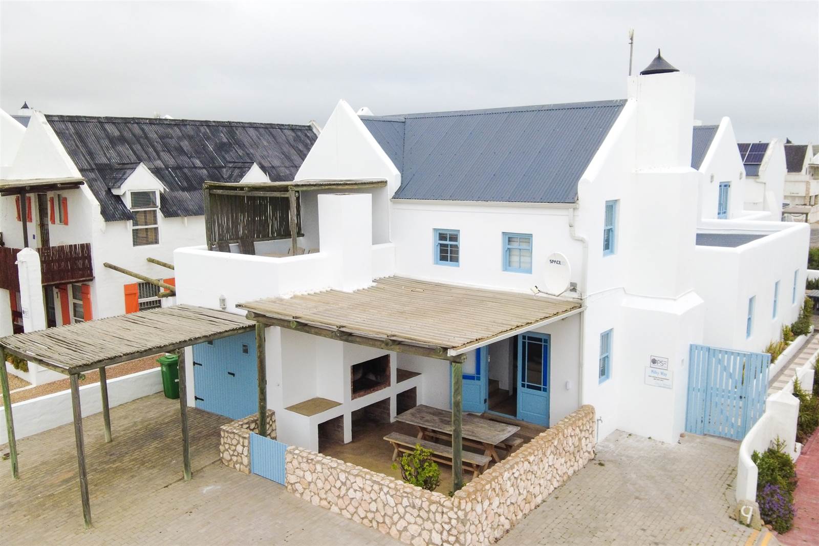 5 Bed House in Paternoster photo number 1