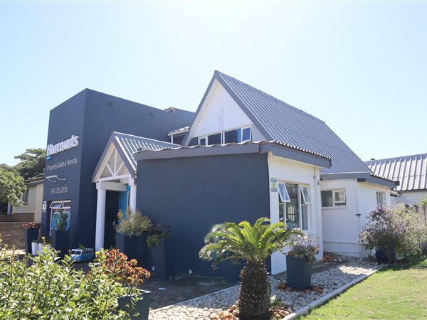 322  m² Commercial space in Jeffreys Bay