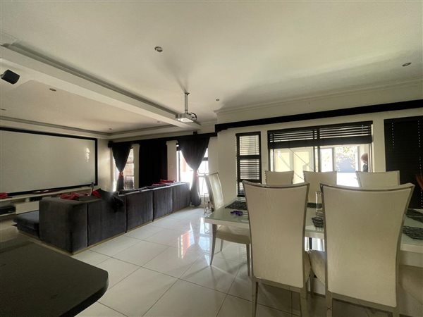 3 Bed Apartment