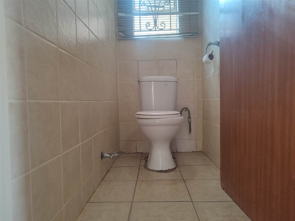 3 Bed House in Tlhabane photo number 19
