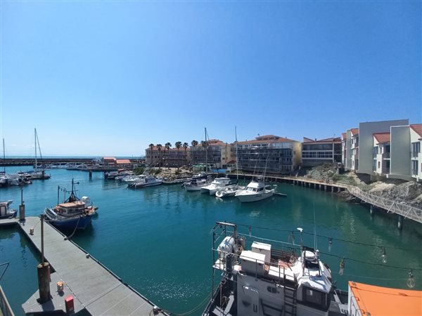4 Bed Apartment in St Francis Bay
