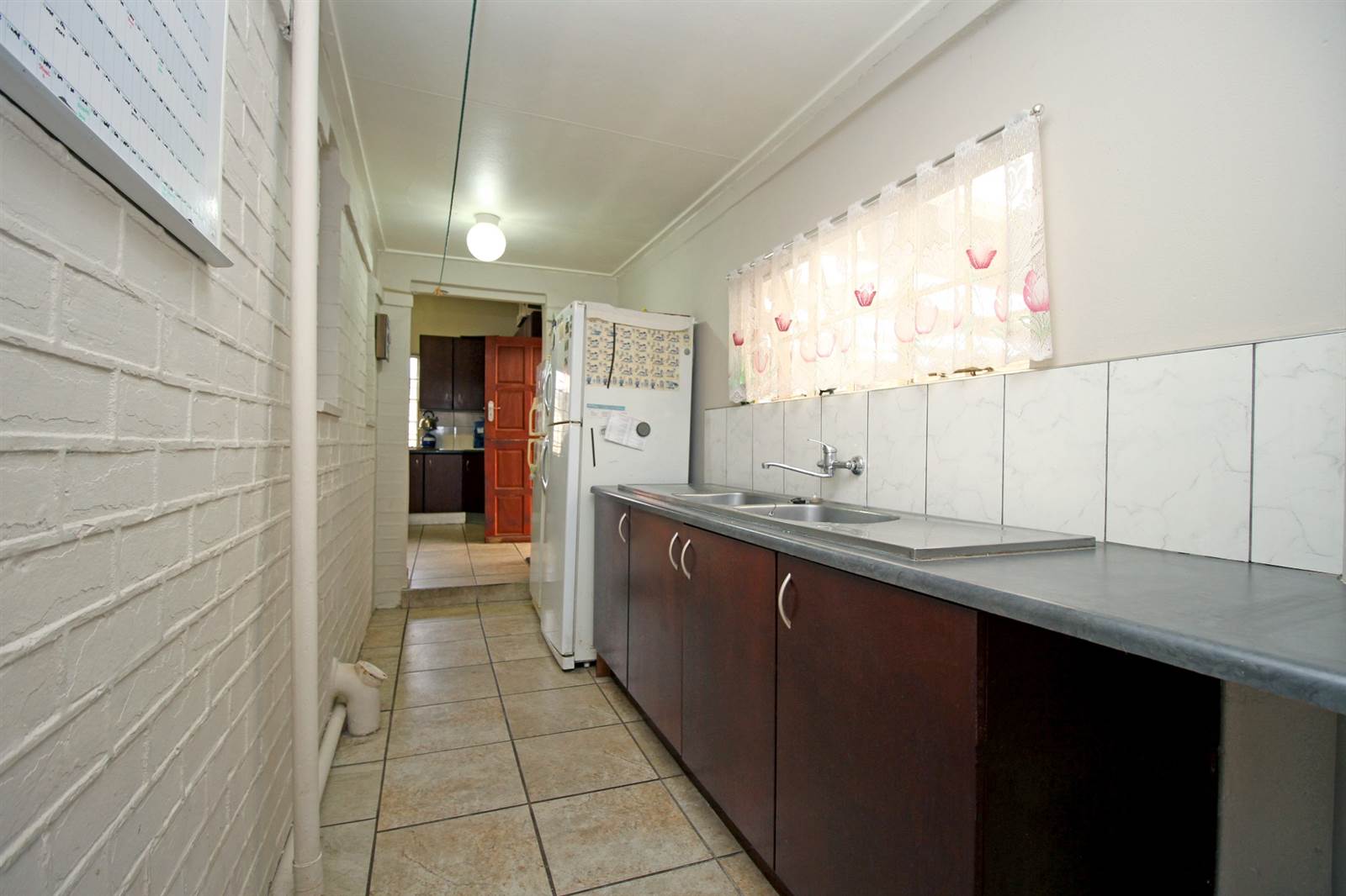 3 Bed House in Roodepoort Central photo number 8