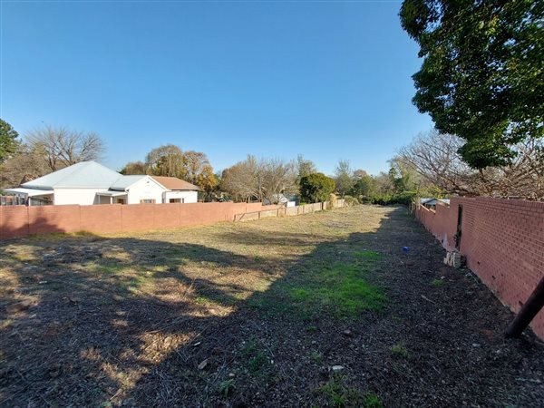 1843 m² Land available in Heidelberg Central