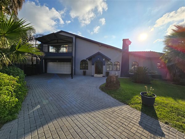 3 Bedroom House 3 Bedroom House