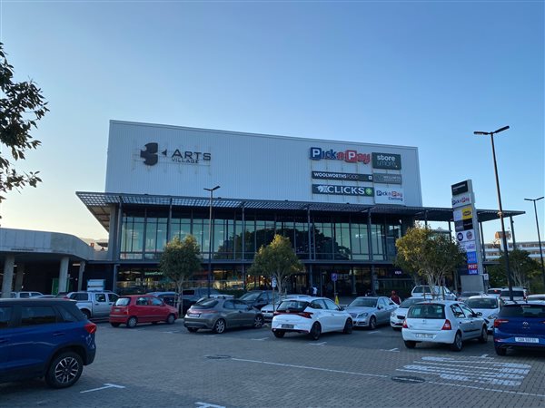 602  m² Retail Space