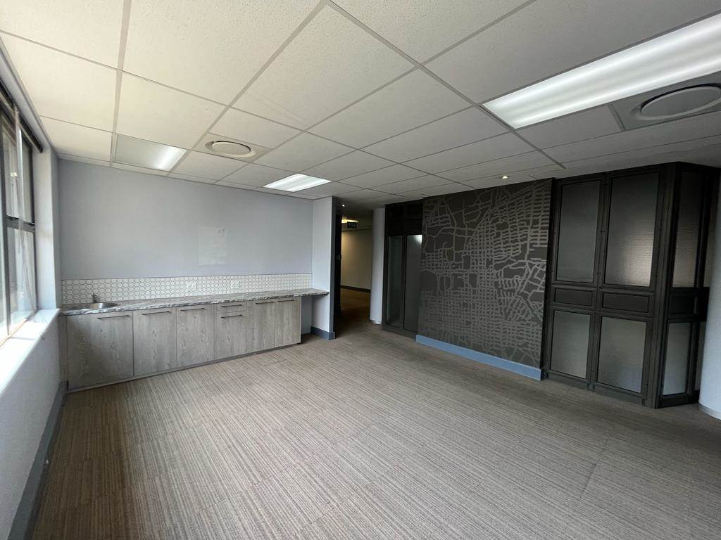 3400  m² Commercial space in Parktown photo number 6