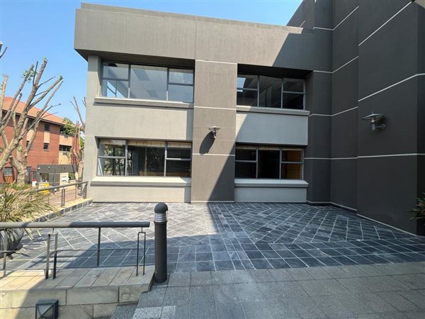 3400  m² Commercial space in Parktown