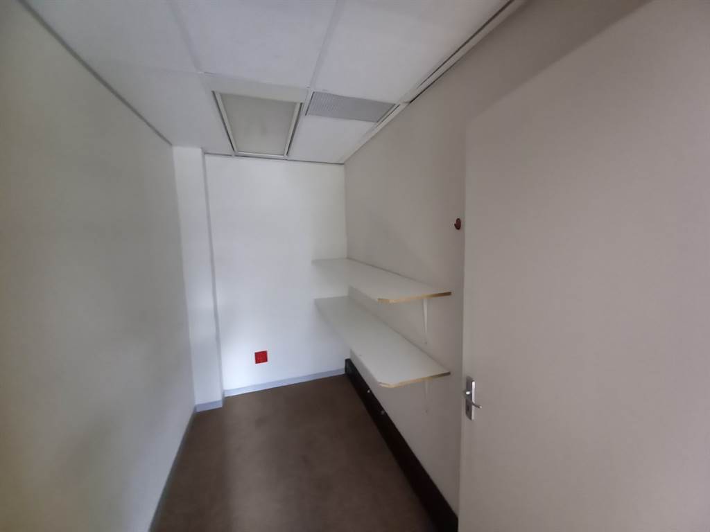 134  m² Office Space in Hatfield photo number 6
