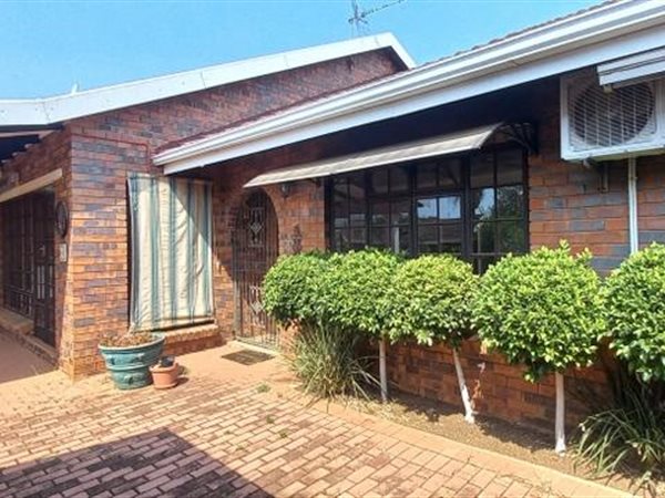 3 Bed Townhouse