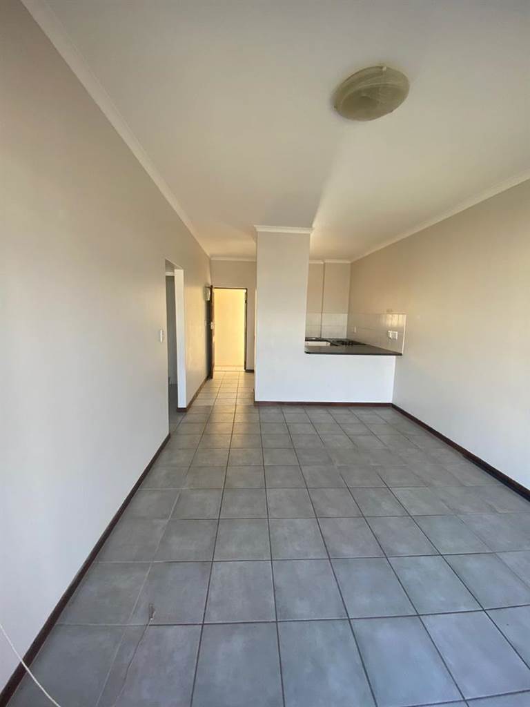 2 Bed Apartment in Strand Central photo number 8