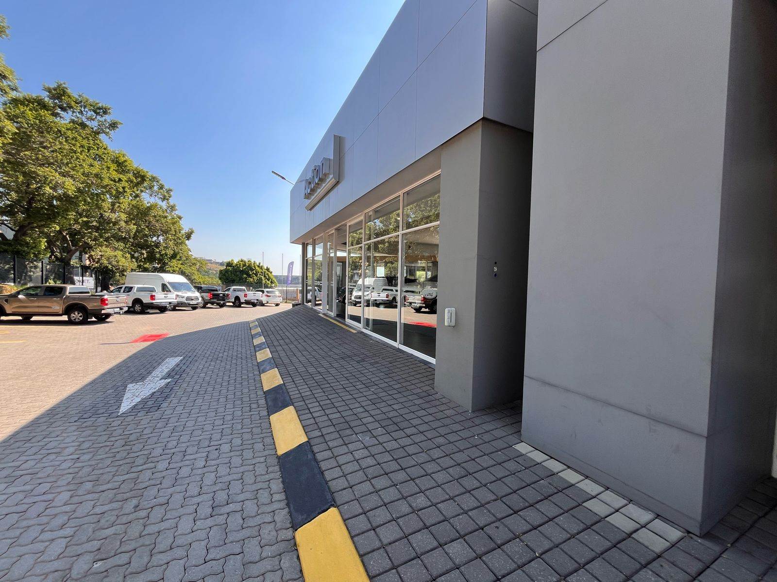 4296  m² Commercial space in Constantia Kloof photo number 5