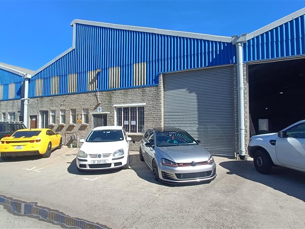 750  m² Industrial space