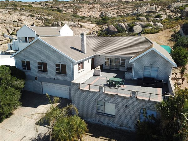 6 Bed House in St Helena Bay