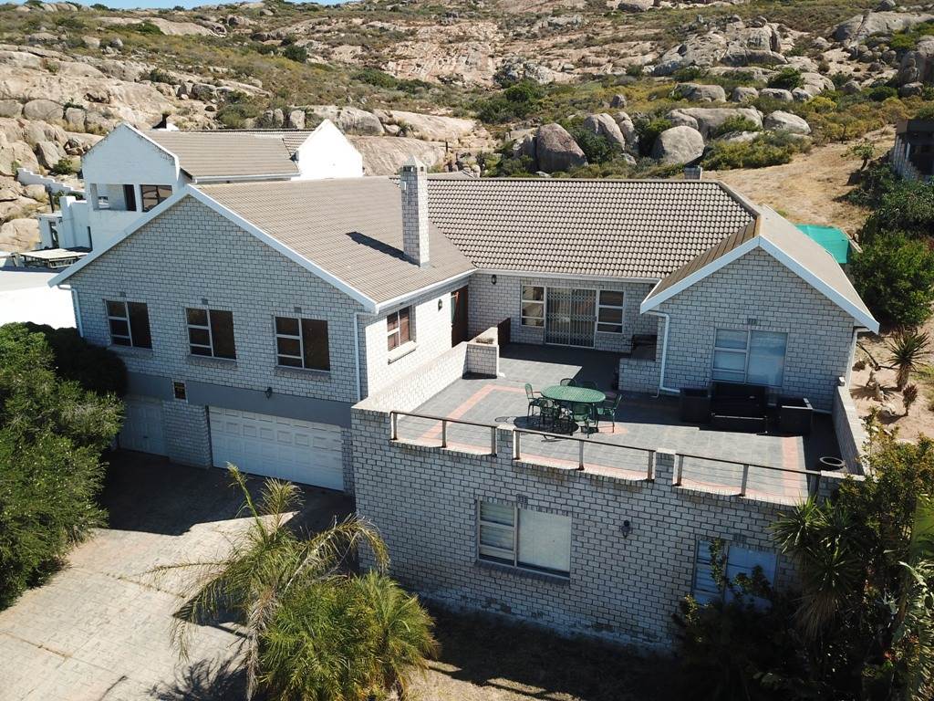 6 Bed House in St Helena Bay photo number 1