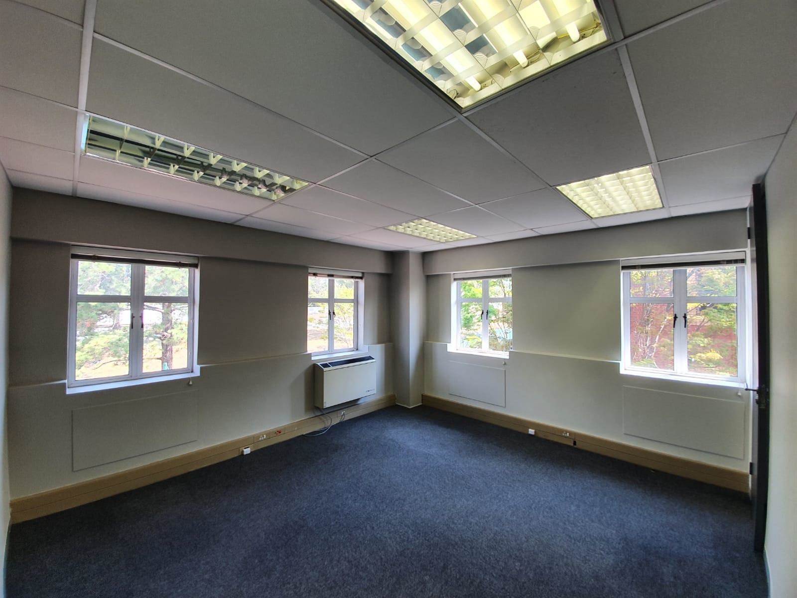 167  m² Commercial space in Fourways photo number 10