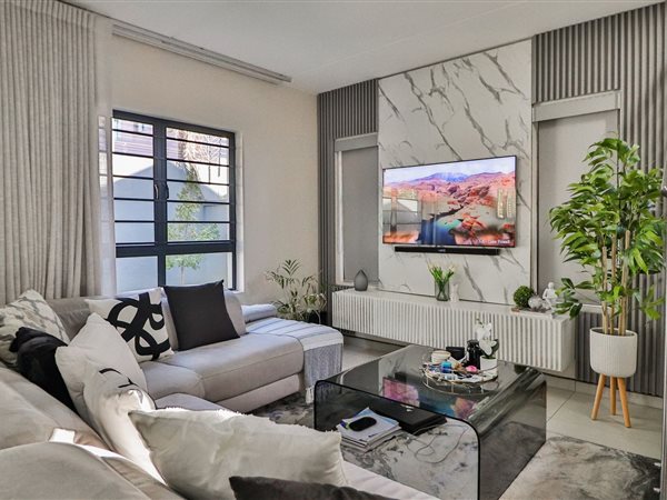 3 Bedroom Townhouse 3 Bedroom Townhouse