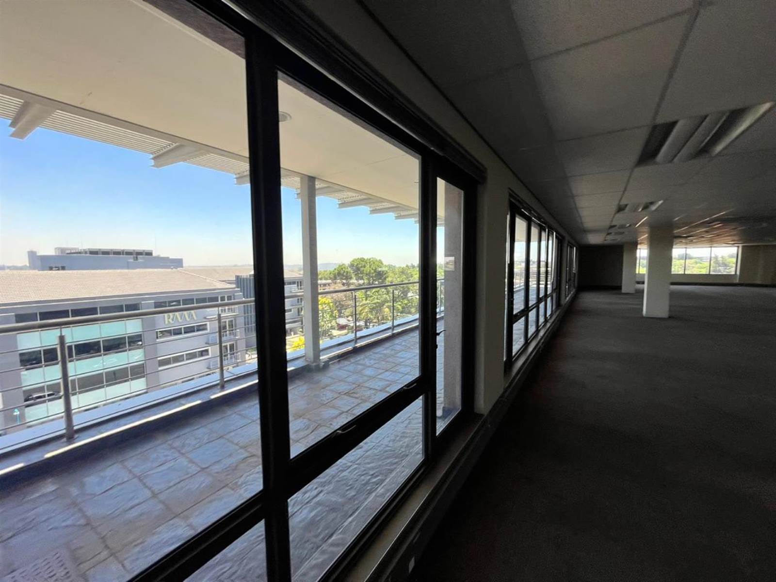 5137  m² Commercial space in Parktown photo number 4