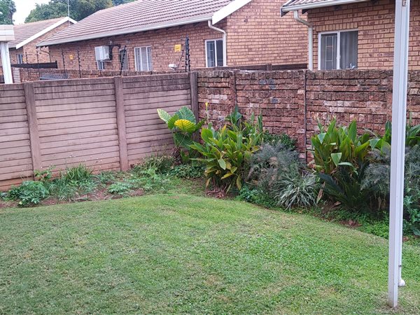 2 Bedroom Townhouse 2 Bedroom Townhouse