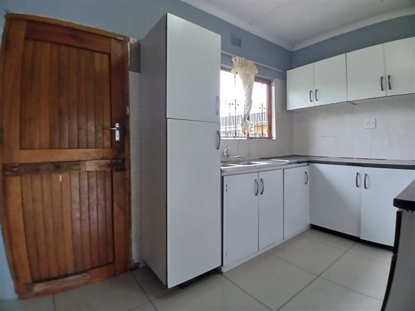 3 Bedroom House 3 Bedroom House
