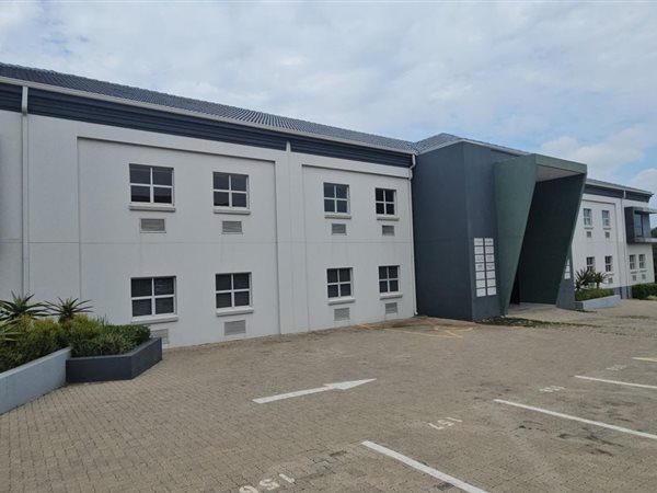 1 786  m² Commercial space