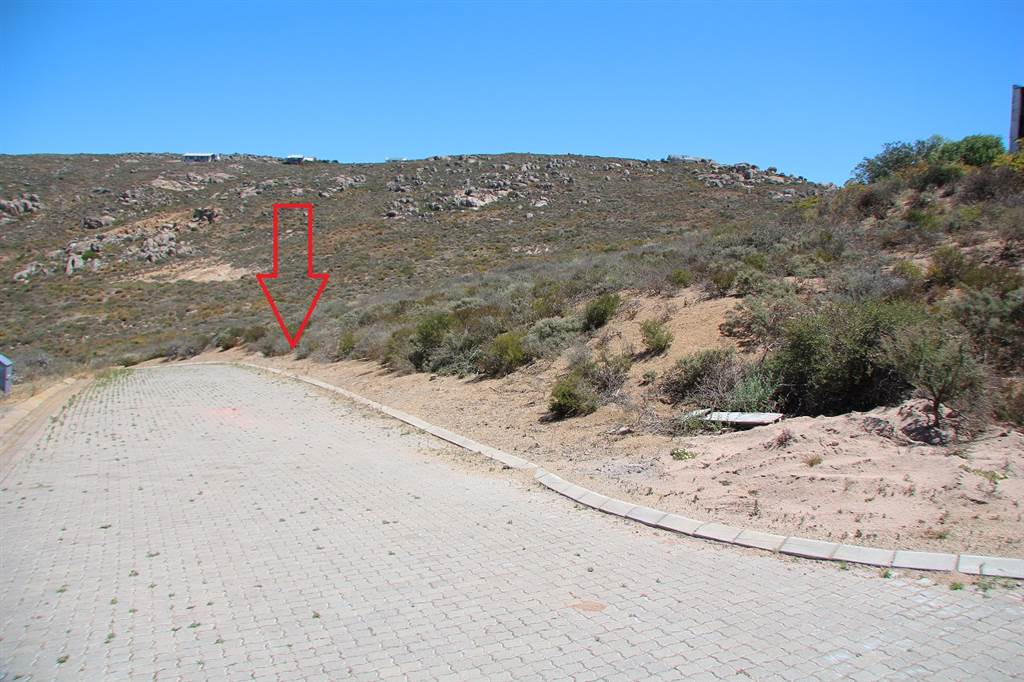 587 m² Land available in St Helena Bay photo number 1