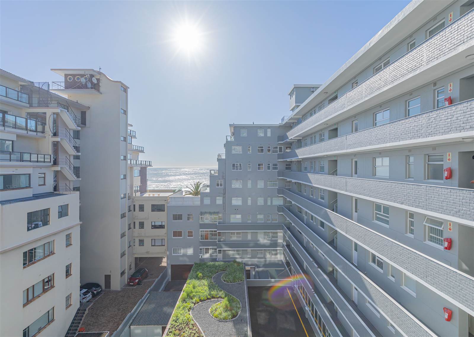 2 Bed Apartment in Sea Point photo number 26